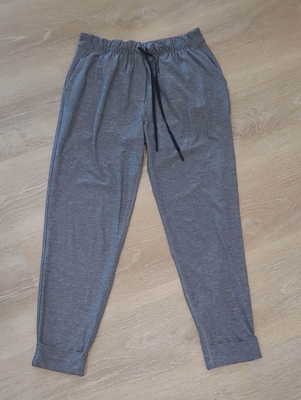 lululemon athletica On The Fly Gray Heather Track Joggers